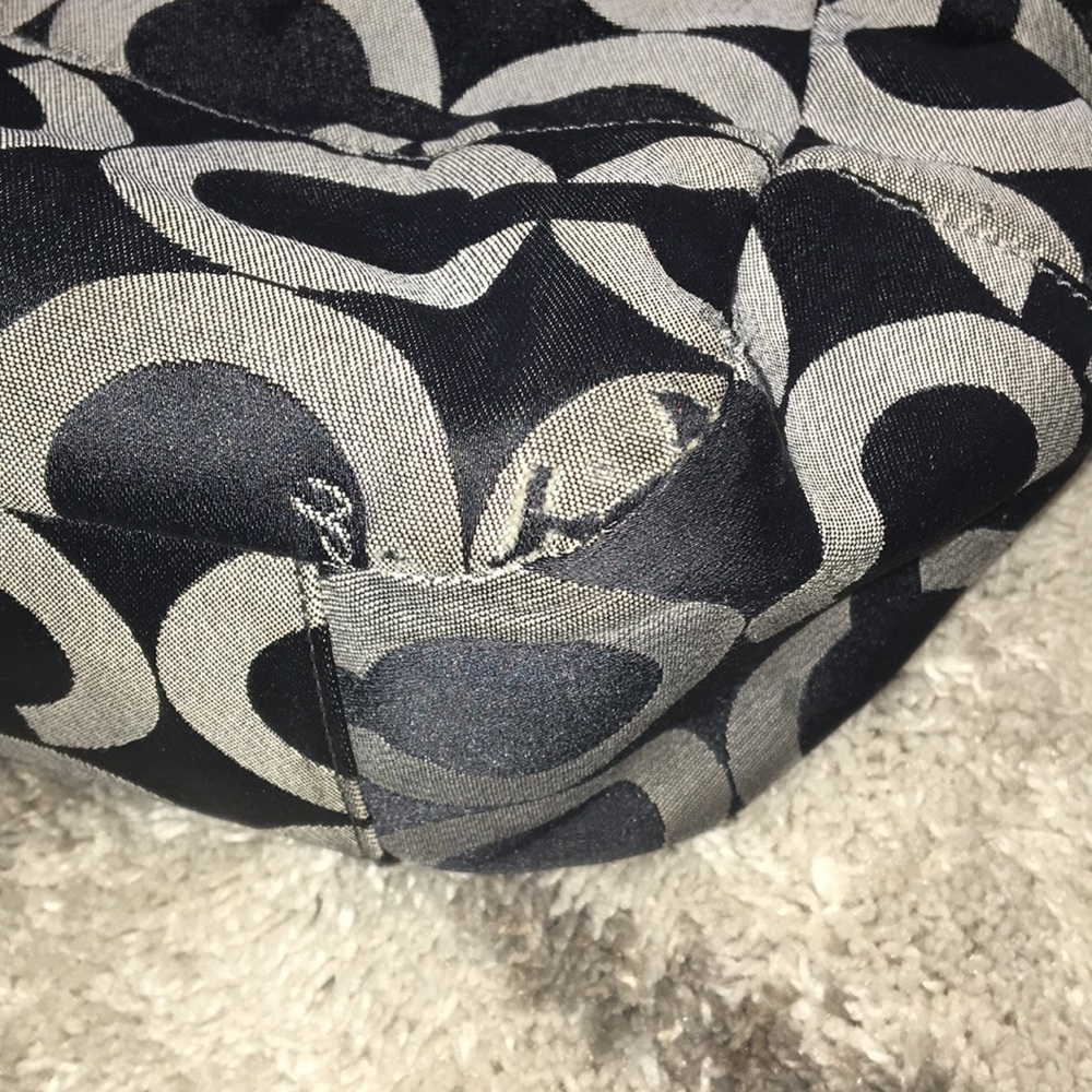 Coach Handbag - Picture 7 of 8